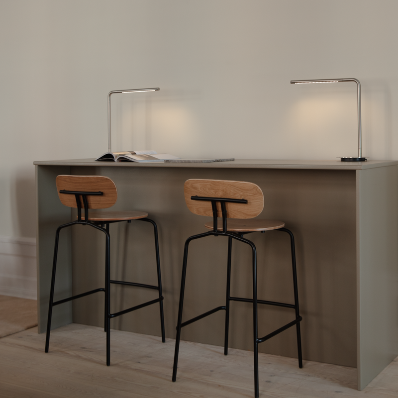 UMAGE Lifestyle Curious Barstool Oak Black 3