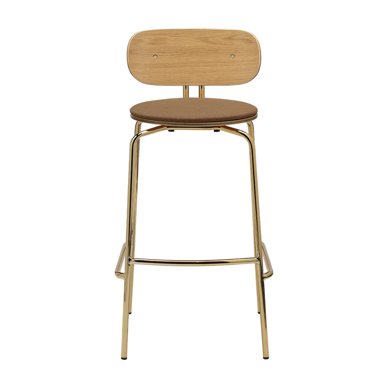 UMAGE Packshot 5918 1C719 01 Curious Bar Stool Oak Brass Sugar Brown (1)
