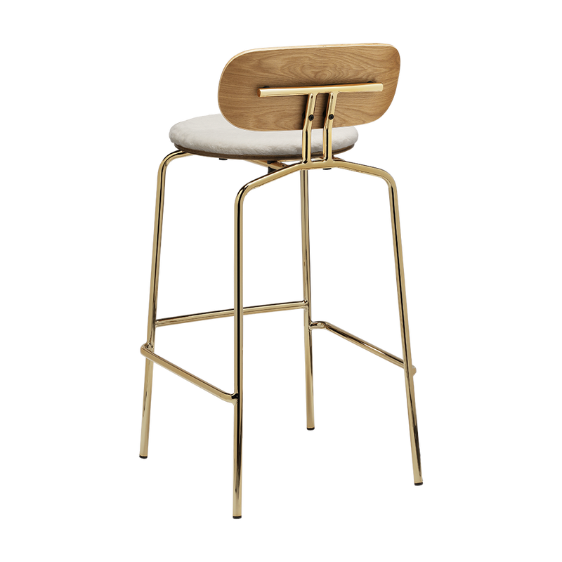 UMAGE Packshot 5918 1C719 18 Curious Bar Stool Oak Brass Teddy White 3