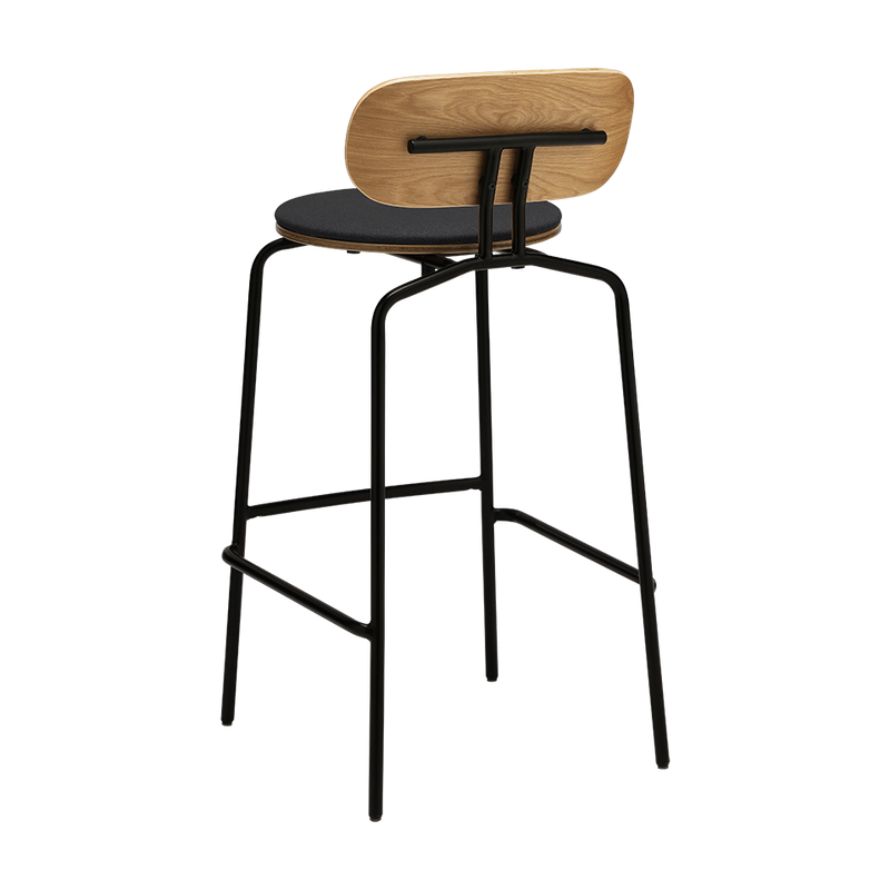 UMAGE Packshot 5918 3C719 04 Curious Bar Stool Oak Black Shadow (3)